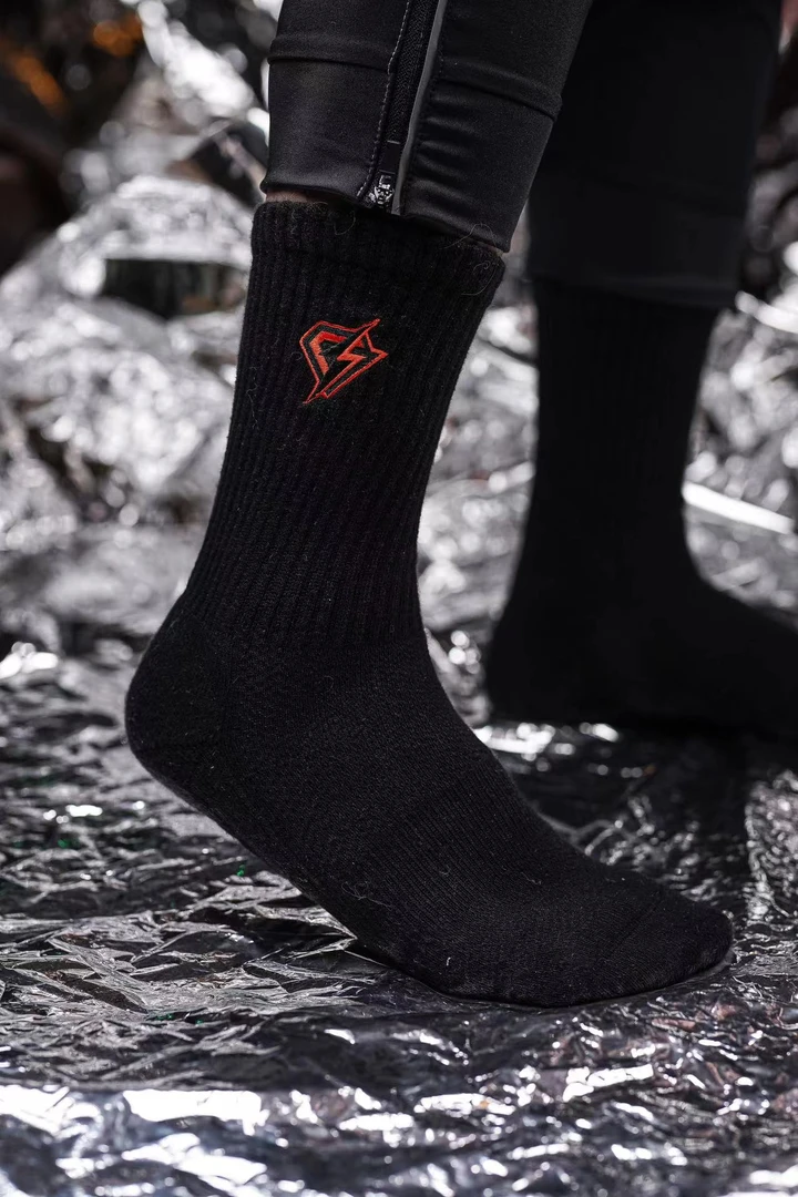 GL/极艾欧 闪耀钻石系列刺绣运动袜黑色