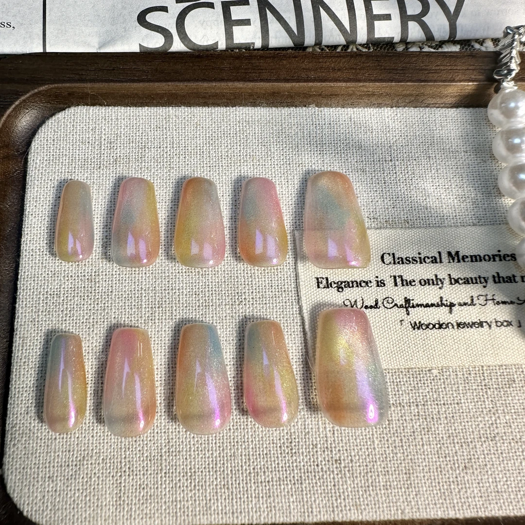 花悠娜纯手工穿戴甲 梦幻之境