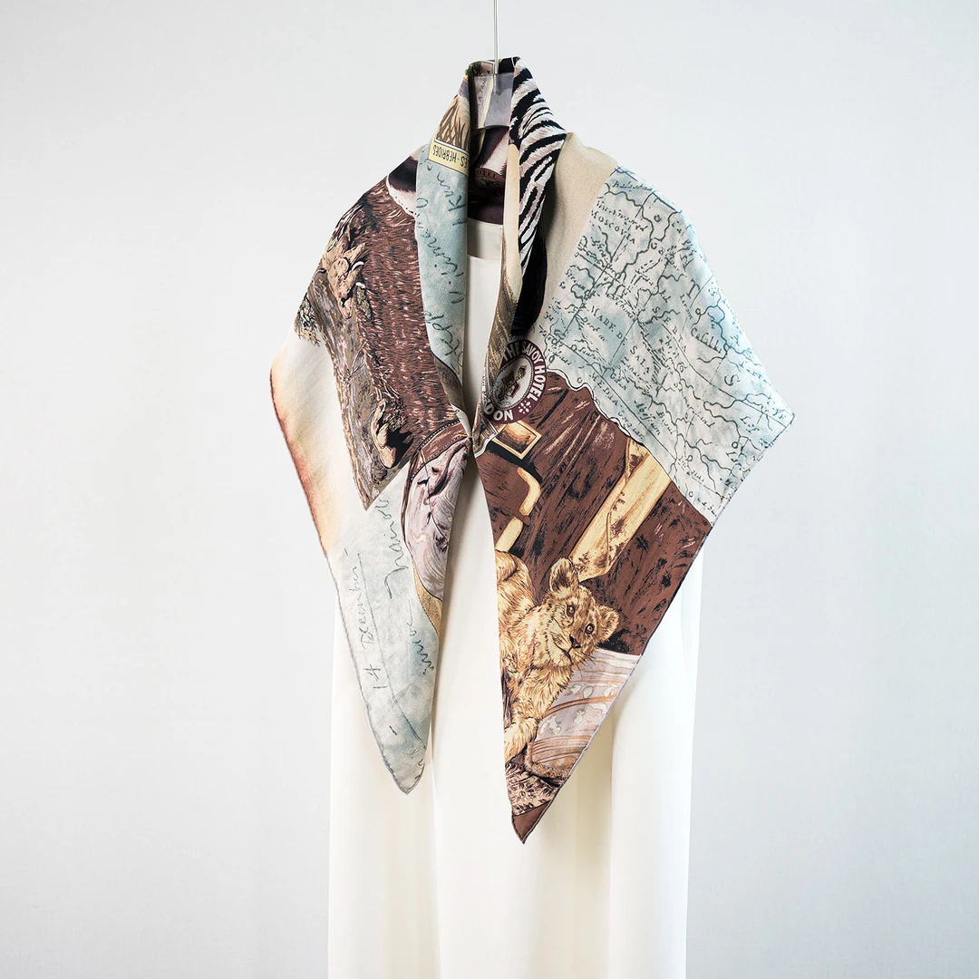 楊楊【狂野大陆】复古电影胶片风 18姆米双面异色桑蚕丝丝巾85*85