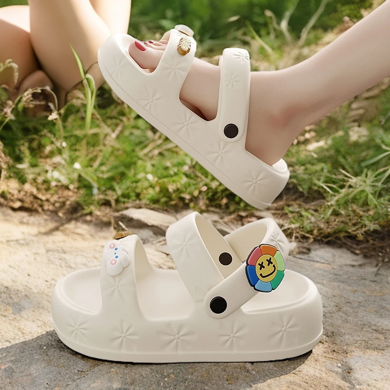 时尚踩屎感凉鞋女款夏季外穿新款温柔风厚底防滑两穿沙滩鞋户外
