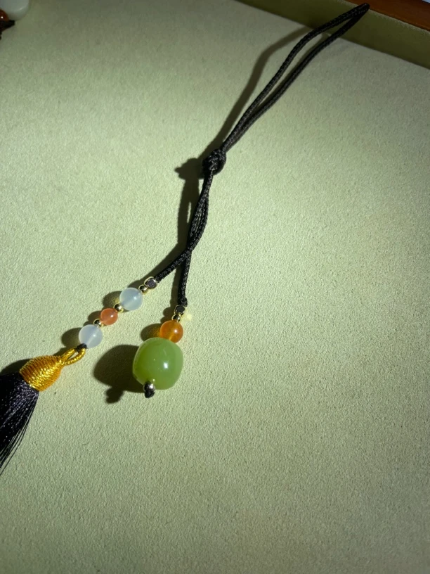 析木河磨画龙料钥匙链