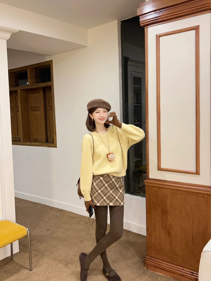 【芝士Cheese】奇迹童话镇 韩系时尚百搭软糯圆领套头针织毛衣