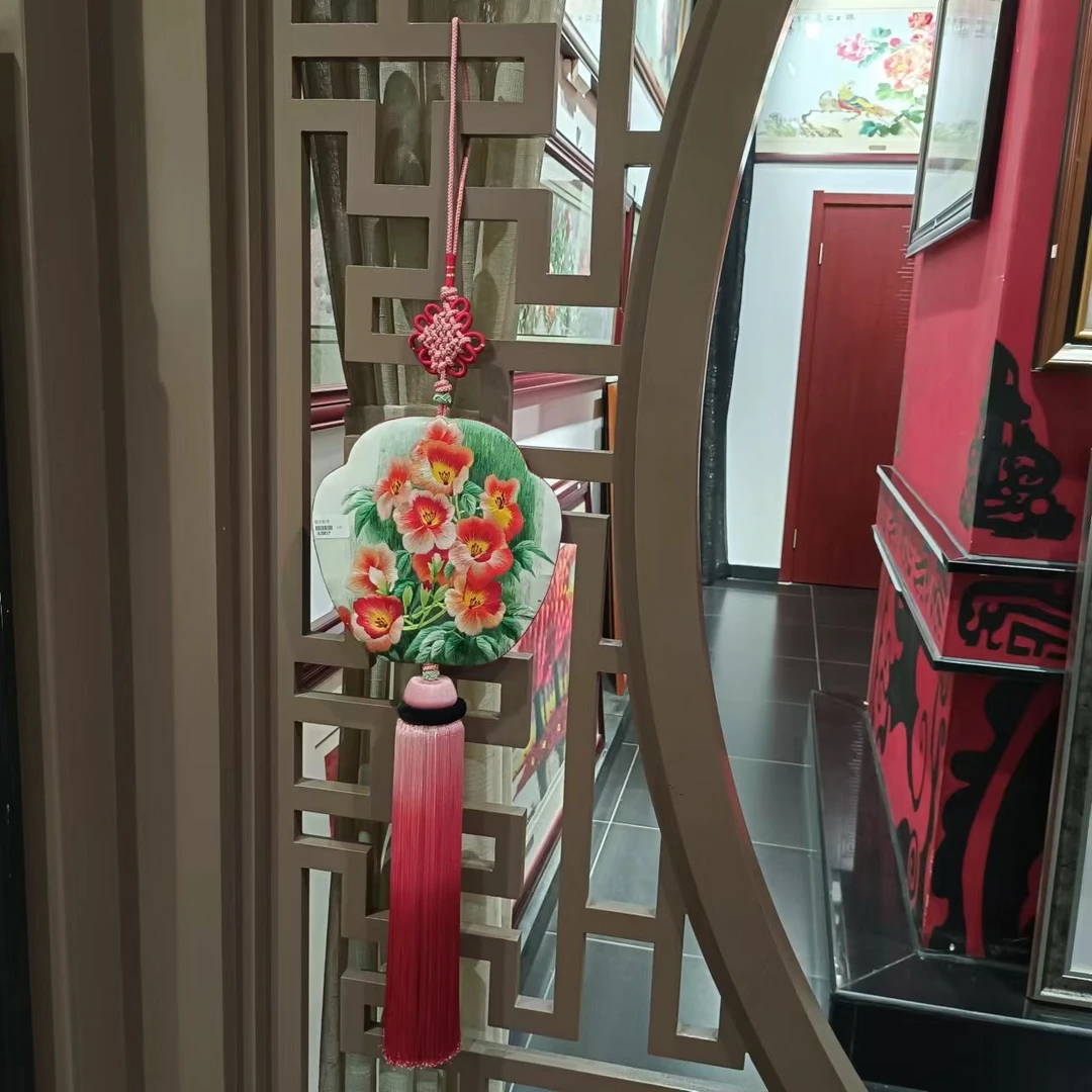 手工刺绣凌霄花大挂件