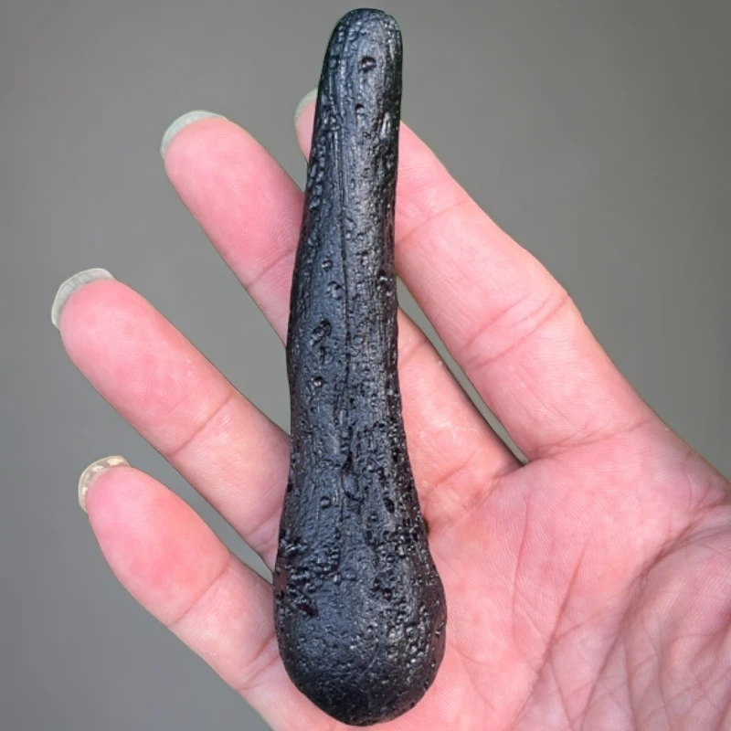 雷公墨陨冲击玻璃超长异形钉状形复古把玩原石摆件熔流线清晰可见