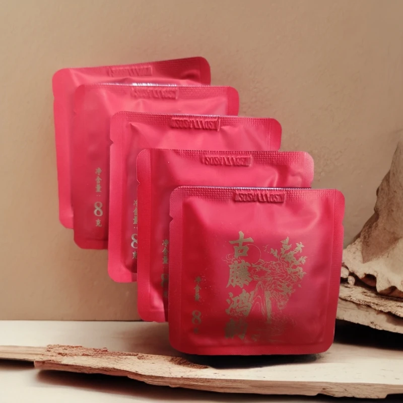 云南古藤鸿运红茶小片茶8g