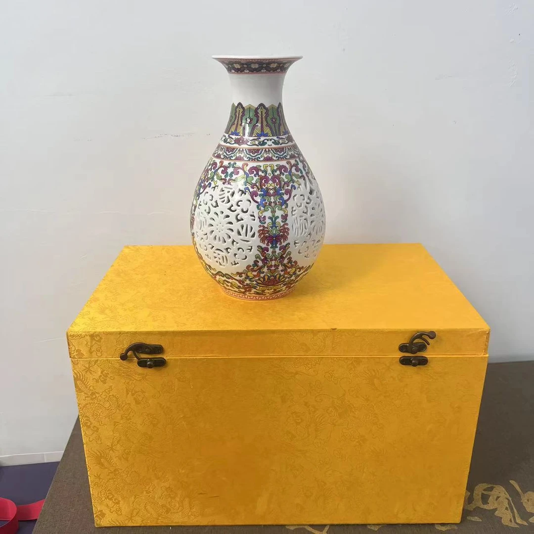 11121 景德镇陶瓷作品《1680》