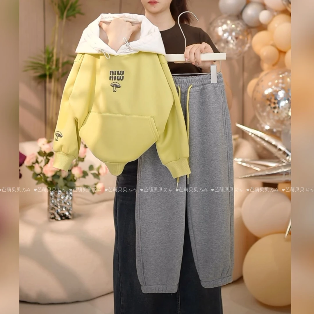 女童加绒卫衣2024新款大童秋冬连帽宽松上衣儿童冬季洋气休闲冬装