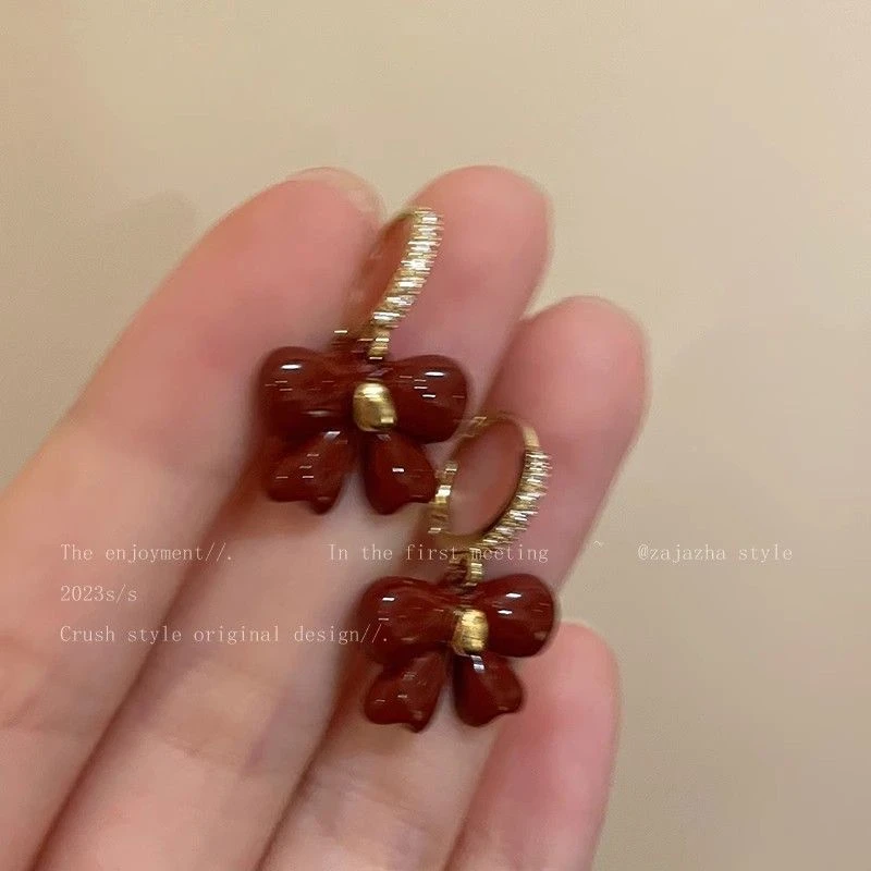 复古红蝴蝶结锆石耳扣女秋冬甜美气质耳环小众高级感新年圣诞耳饰