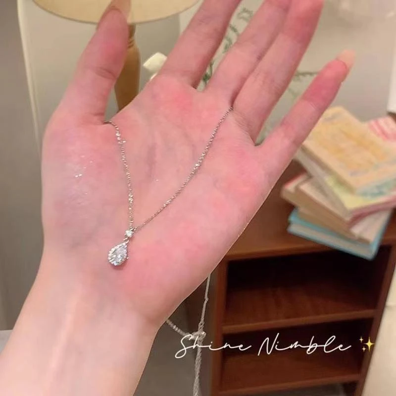 水滴项链女时尚小众设计感高级感闺蜜锁骨链吊坠送女友礼物