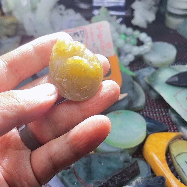 定制翡翠未镶嵌幸**康翡翠