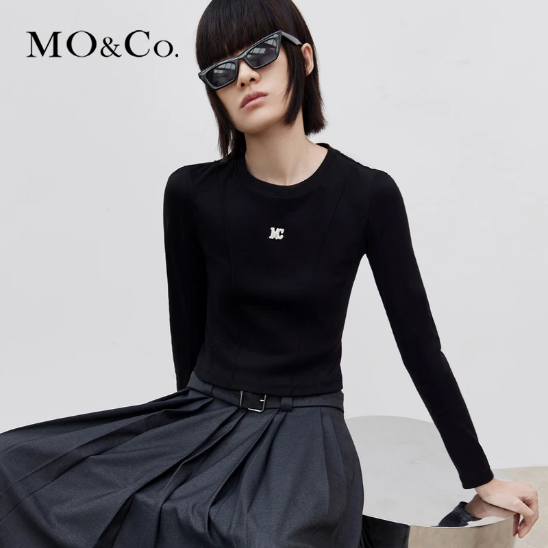 MOCO秋季MC刺绣修身短款T恤MBC3TEET08