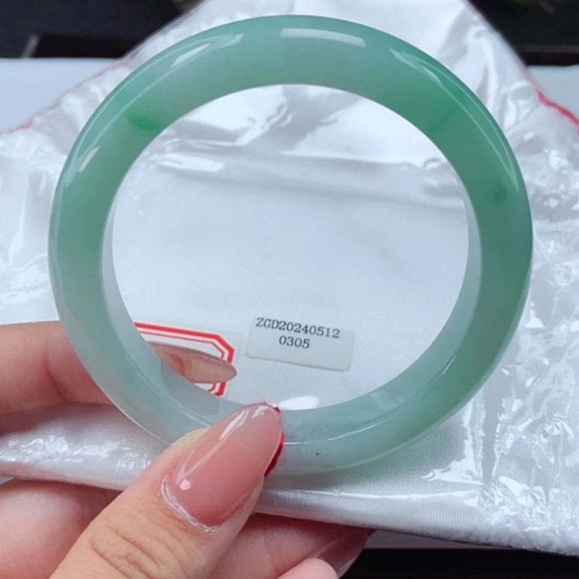【闪购商品】翡翠手镯未镶嵌56圈