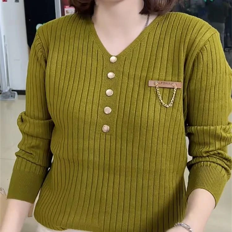 欧货重工V领五粒扣慵懒女上衣2024秋冬新款宽松百搭正肩纯色毛衣