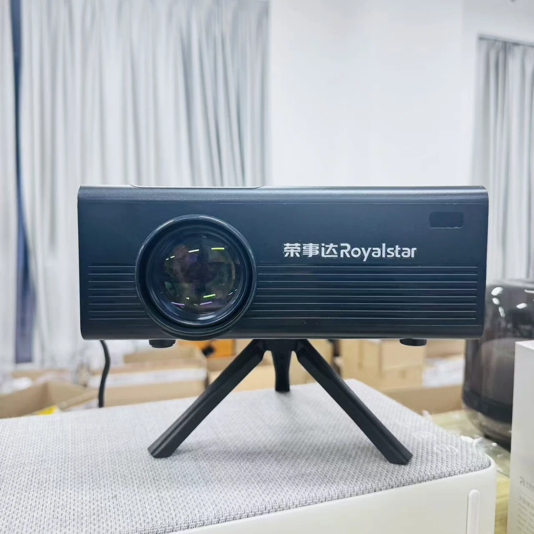 准新品 Royalstar/荣事达 荣事达投影仪A8