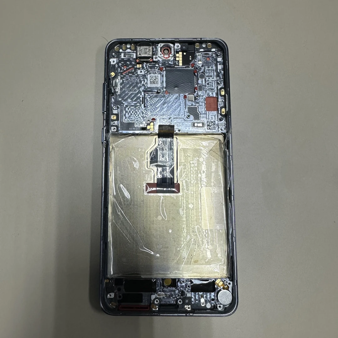 95新 适用于华为Mate50屏幕总成带框