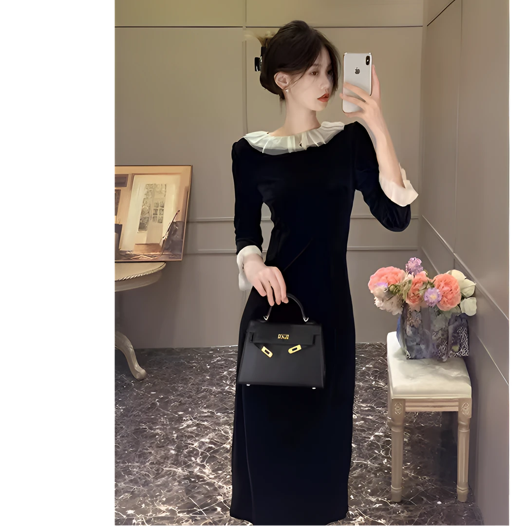 新款高级修身显瘦赫本风上档次法式裙子秋冬款黑色丝绒连衣裙女款