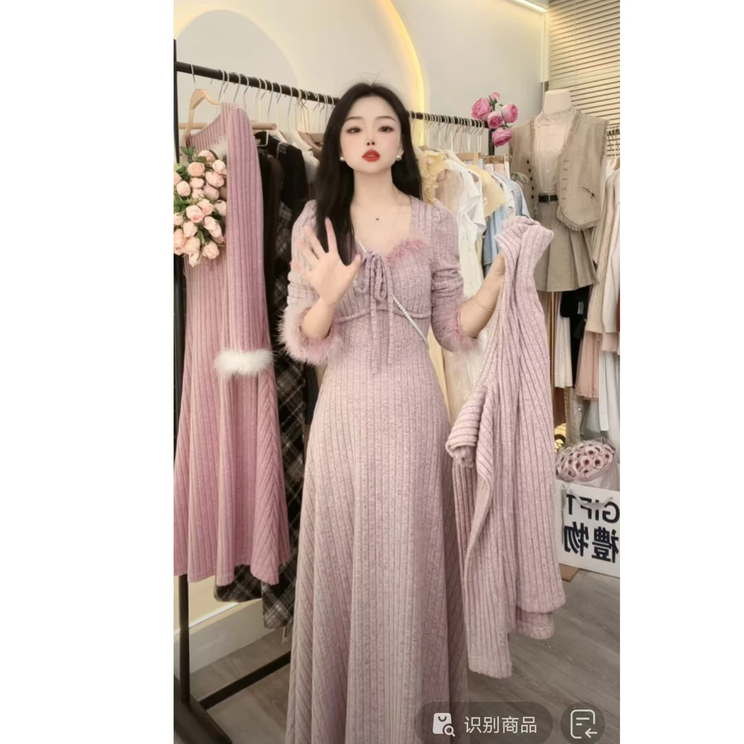 373#法式气质秋冬长袖连衣裙2024高级新款显瘦时尚设计感打底长裙