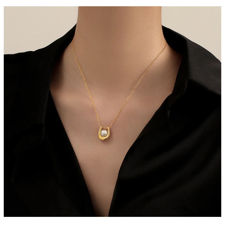 TuTuflower 钛钢项链 法式浪漫复古U形吊坠项链 气质冷淡风锁骨链