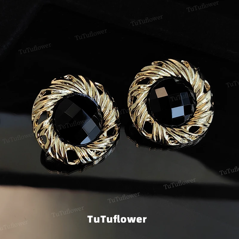 TuTuflower 铜合金亚克力耳饰 黑色复古夸张大耳钉气质耳饰小众