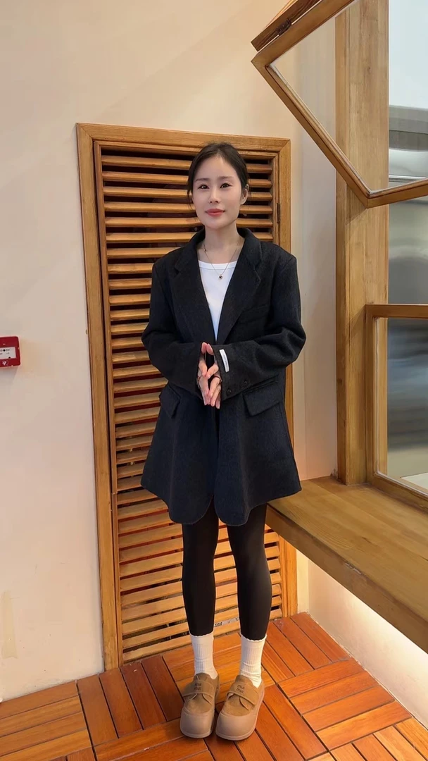 Miss huo 字母博肯鞋 C 卡色 812