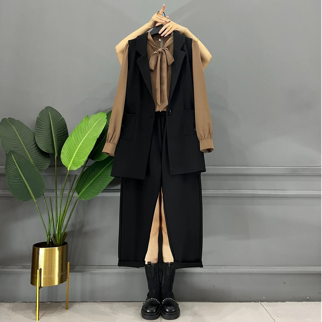 早秋新款高级感西装马甲领结衬衫百搭大码女装气质显瘦套装8535