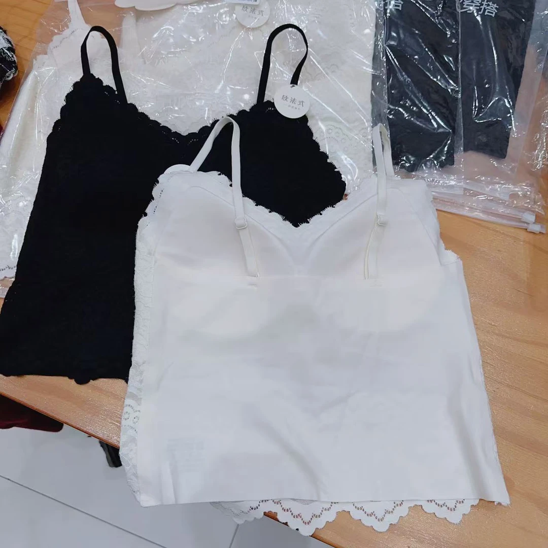 法式性感蕾丝美背吊带背心带胸垫舒适百搭一体杯背心
