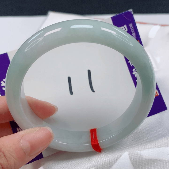 翡翠手镯未镶嵌58圈