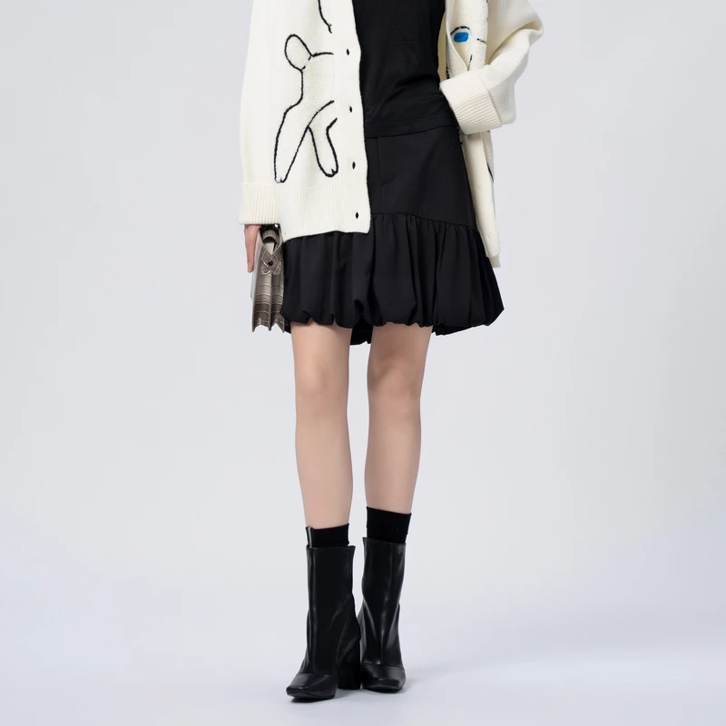 uti黑色甜酷风花苞短裙女 时尚设计感百搭蓬蓬裙尤缇2023秋季新款