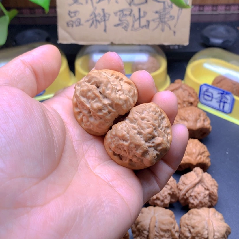 【闪购商品】文玩核桃吊坠N*F