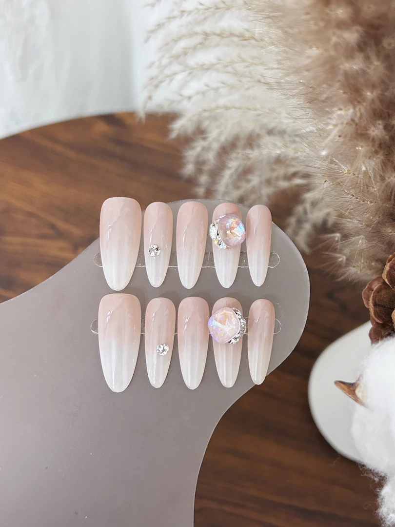 【粉红佳人】施华洛华子高级可拆卸式穿戴甲