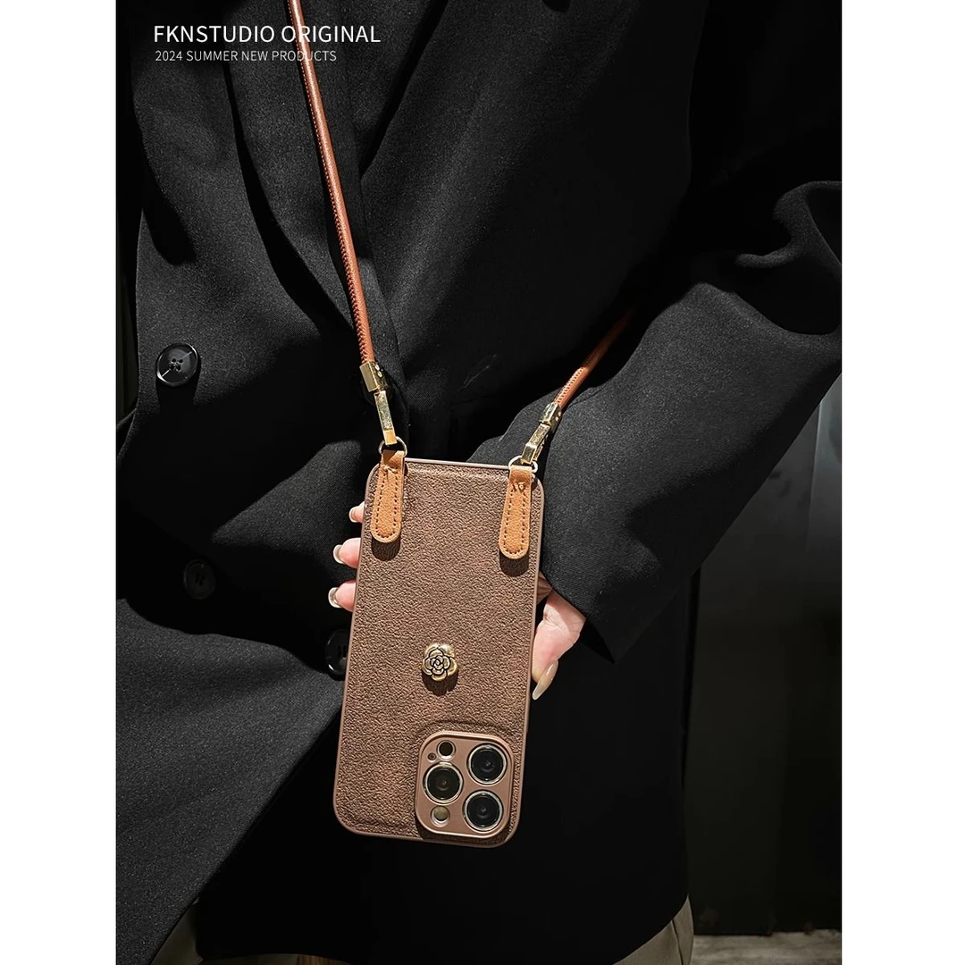 山茶花适用于苹果16手机壳15斜挎14手提绳13/12/11全包x/xr/xsmax