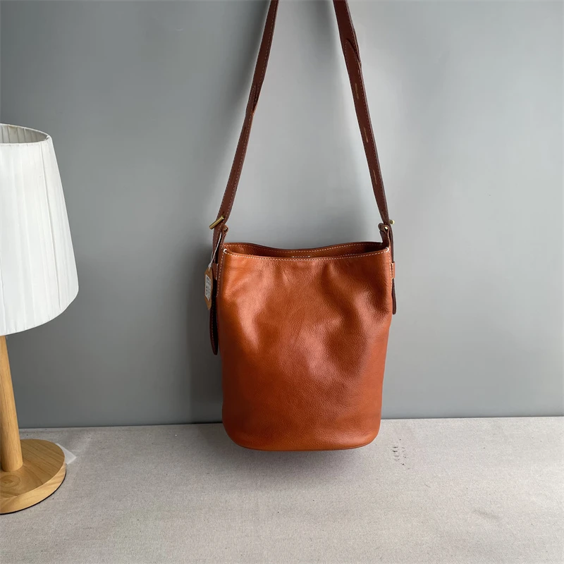 复古头层植鞣牛皮水桶包高级感大容量单肩斜挎包新款时尚百搭通勤