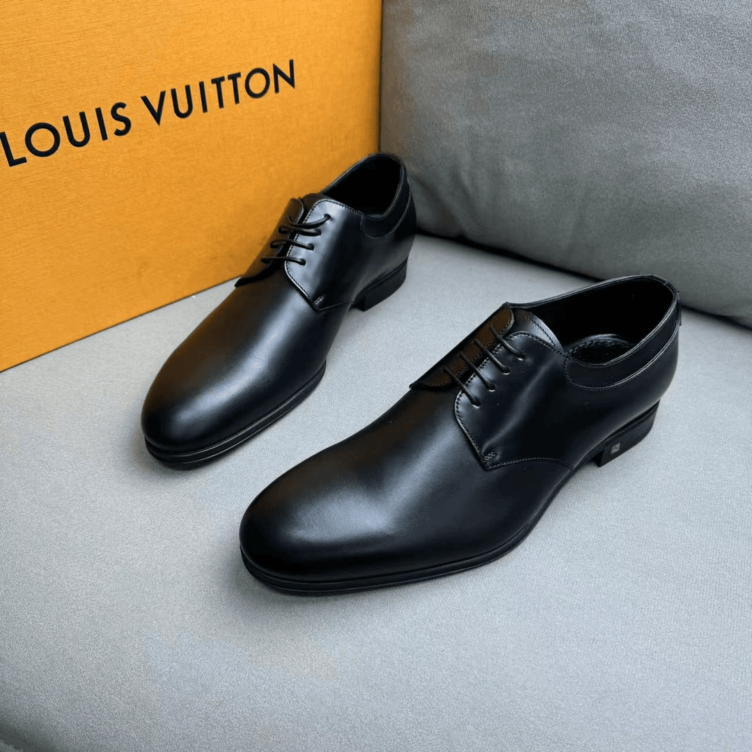 LouisVuitton/路易威登男士黑色英伦风正装系带皮鞋 39码/全新