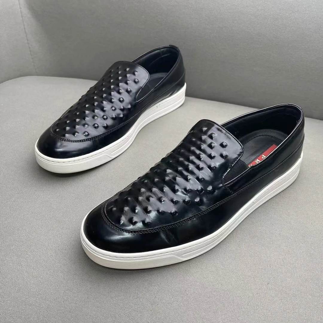 95新 Prada/普拉达 黑色亮漆面颗粒半印百搭潮流一脚蹬 41.5码