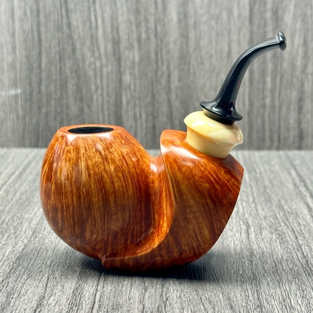 乌克兰康斯坦丁烟斗光面河豚斗大料自由式榴皮石楠木手工进口斗