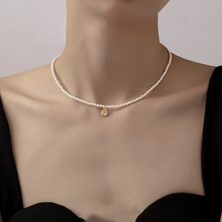 铜仿珍珠项链 【怦然心动】锆石小方形吊坠仿珍珠项链NK-177轻奢