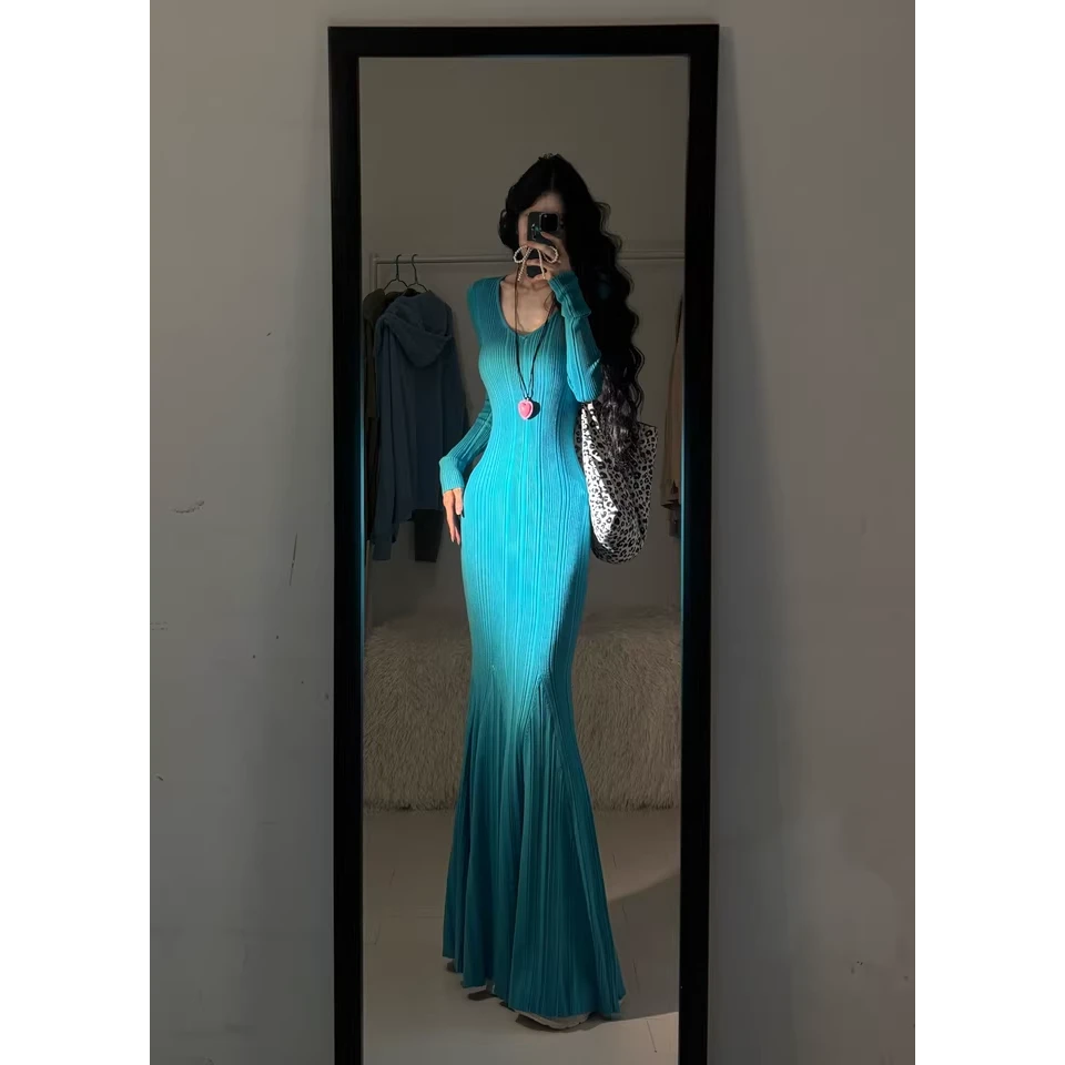 秋冬步步生莲花的深V鱼尾超长拖地修身针织长袖连衣裙20C24C