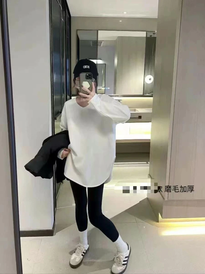 白色加绒T恤中长款