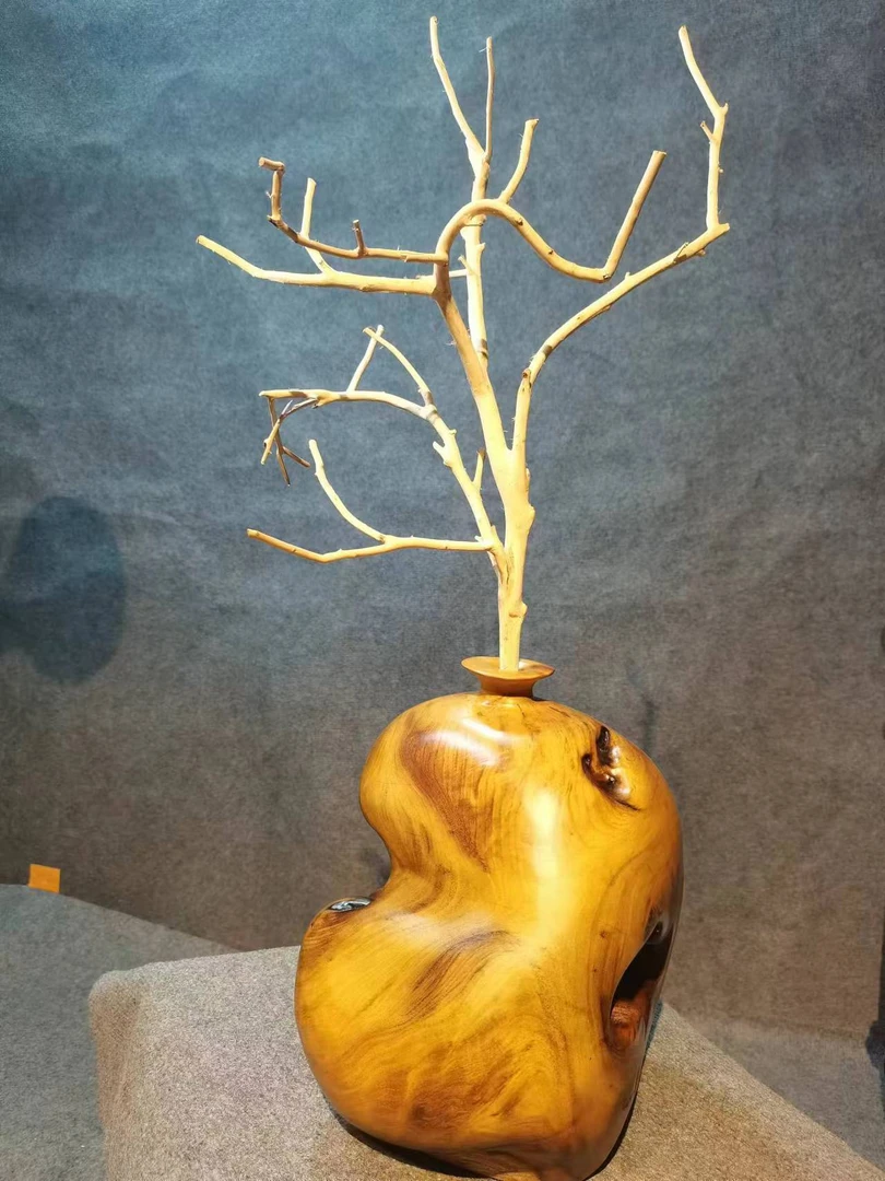 大叶黄檀花瓶摆件，手工结合大自然的气息。