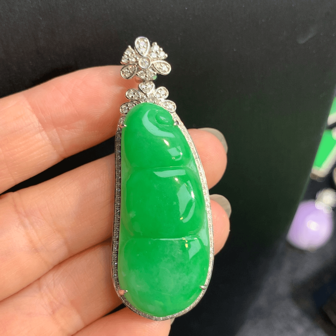 【闪购商品】翡翠颈饰18K金镶嵌翡翠