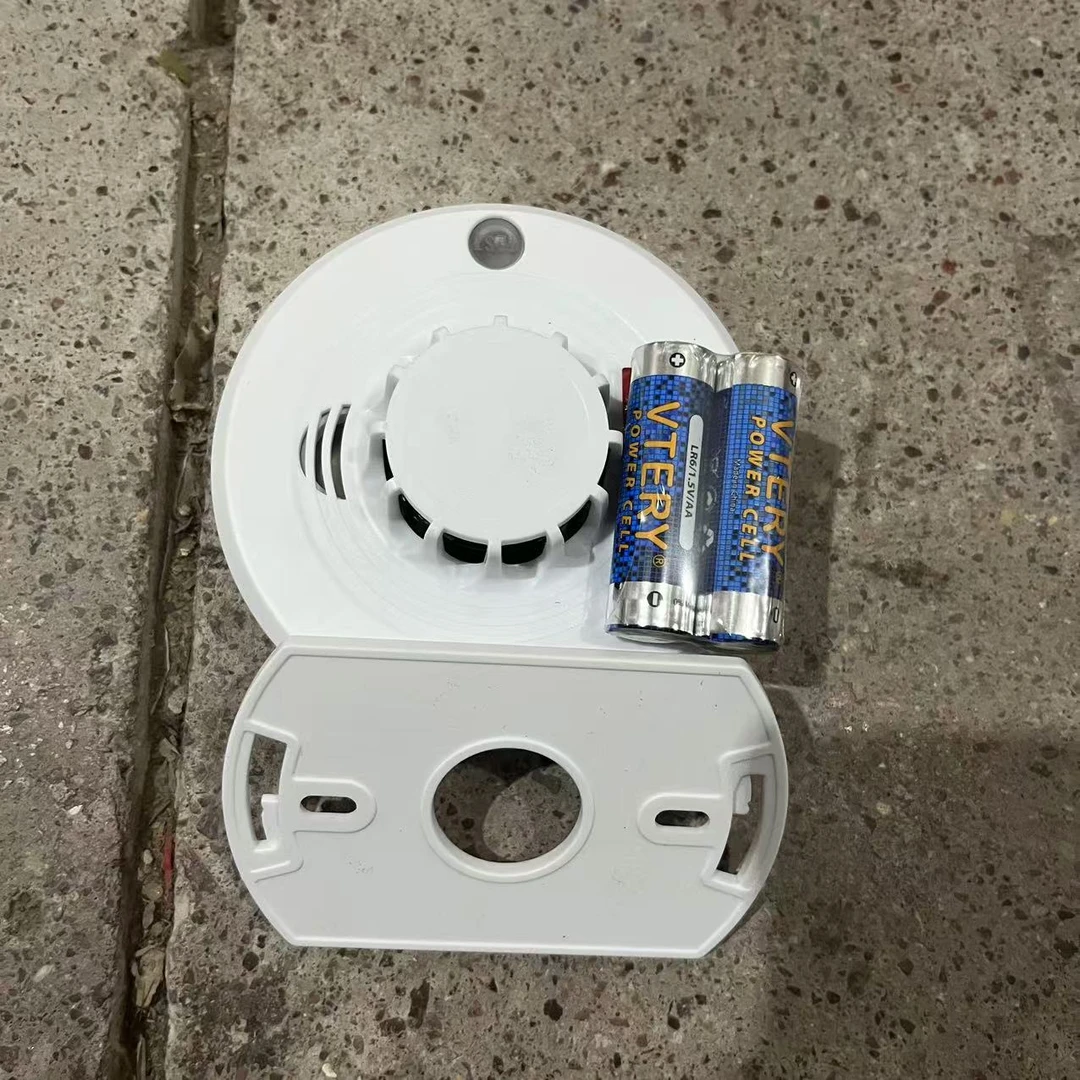 精选智能烟雾报警器