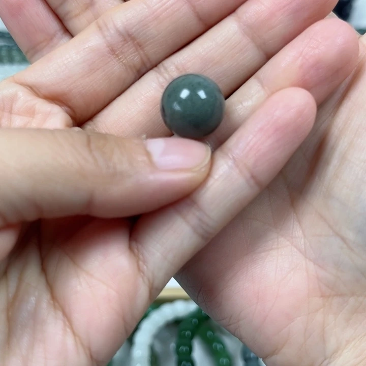 和田玉手链未镶嵌水*座卡14圆珠