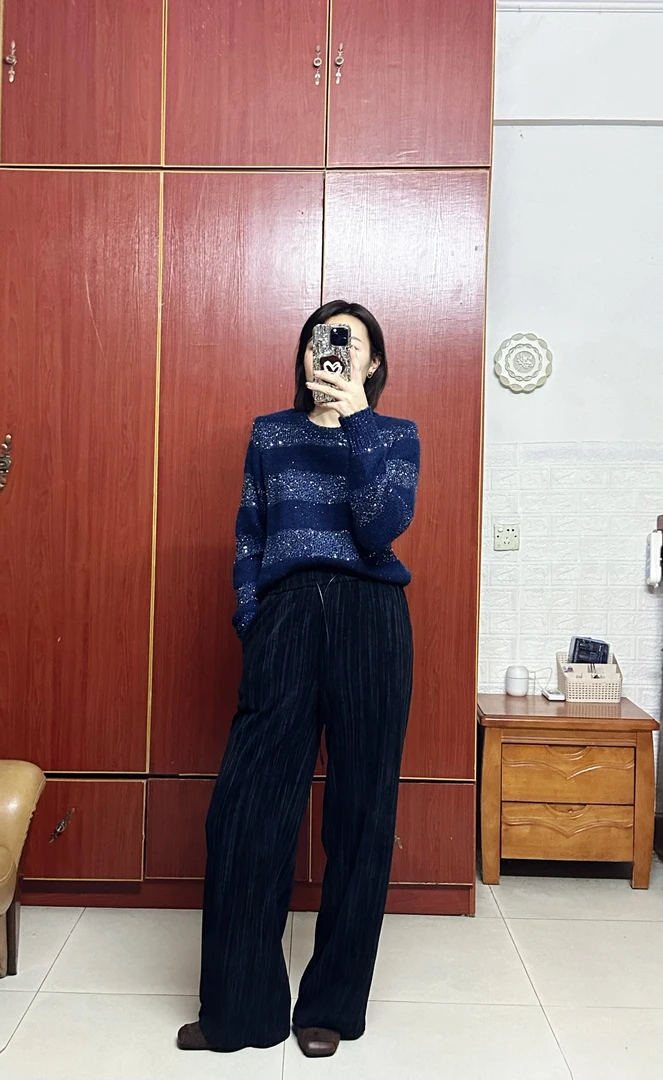 黑色渲染坑条绒直筒裤时尚休闲