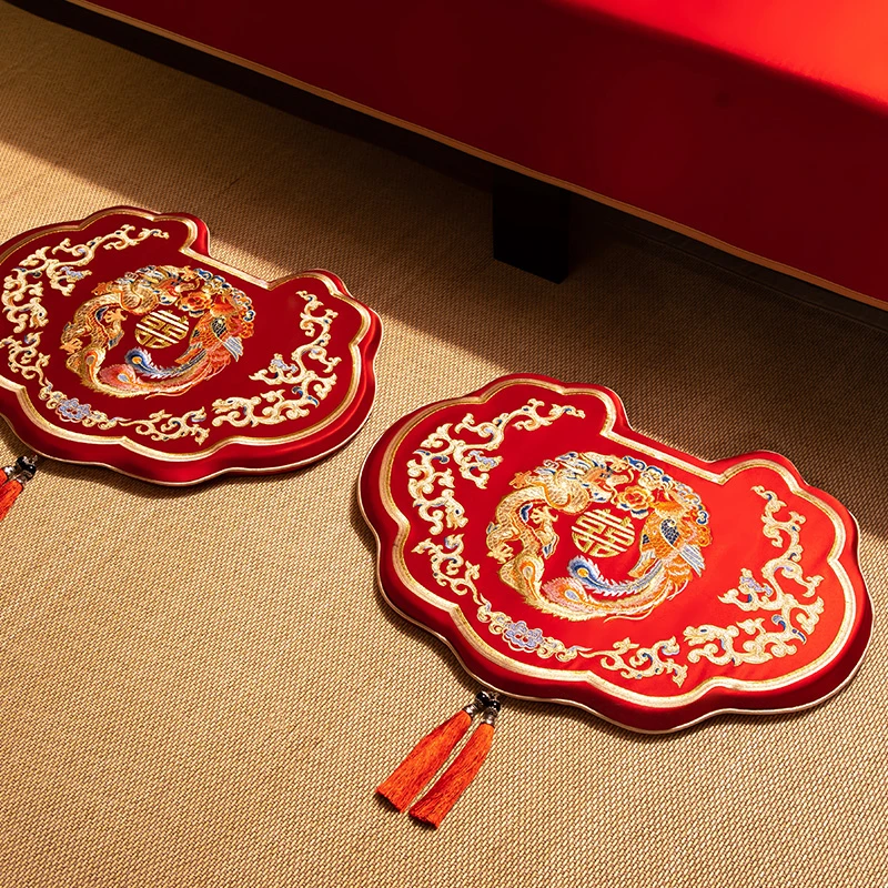 结婚跪垫敬茶坐福垫一对新郎新娘敬酒跪拜红色喜垫新中式刺绣垫子