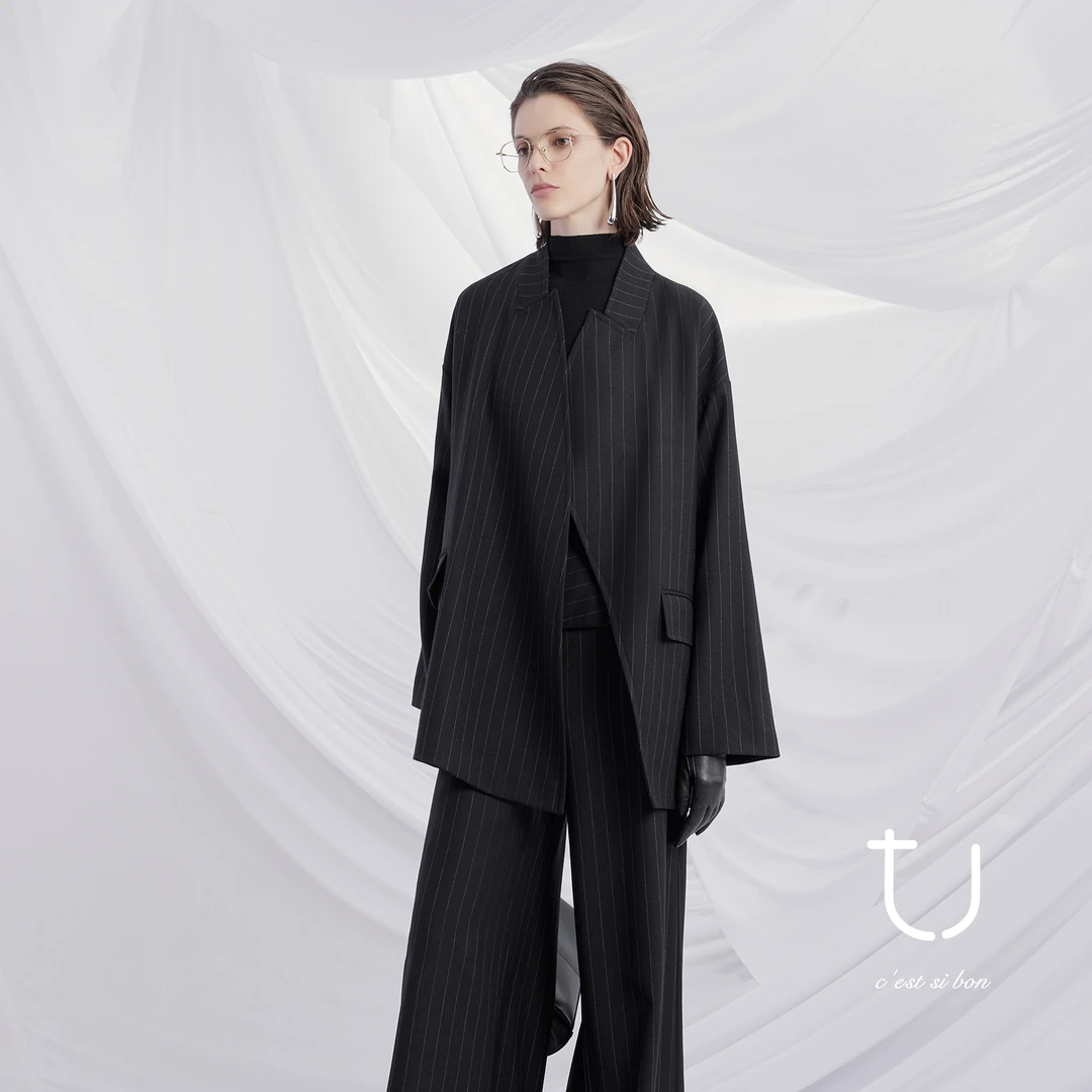 TU女装宽肩廓形交叠领多穿羊毛宽松西装秋季新款通勤百搭西服外套