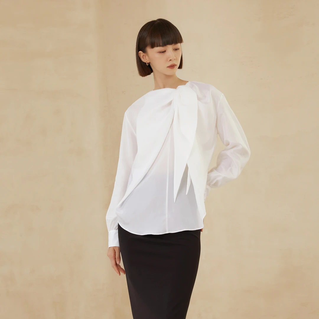 TU女装 「班味时尚」多穿重磅桑蚕丝V领宽松长袖飘带极简百搭衬衣女