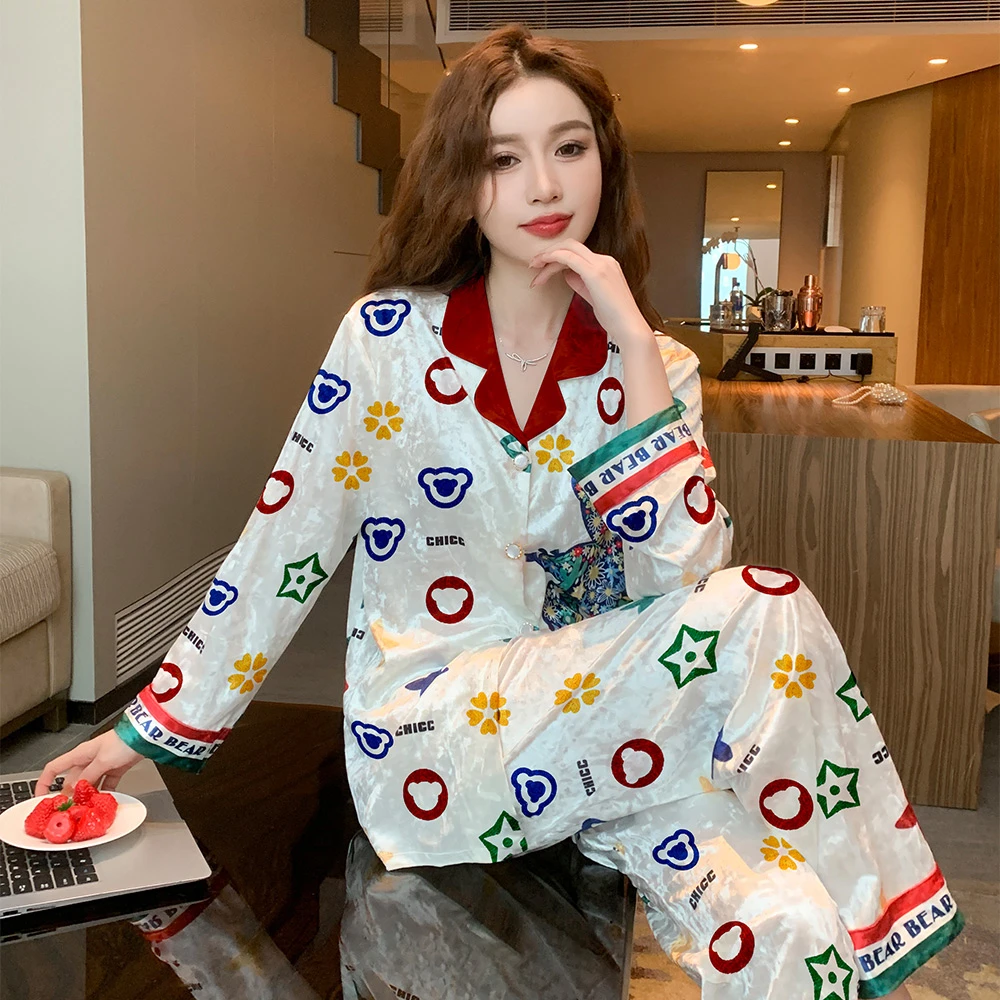 2025年新款金丝绒睡衣女春秋季长袖可爱卡通秋冬家居服套装可外穿