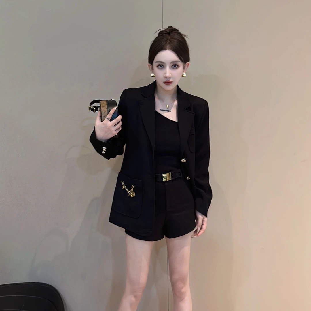 G. yantong/郭彦彤设计感小众西装外套女高级感显瘦WTL16