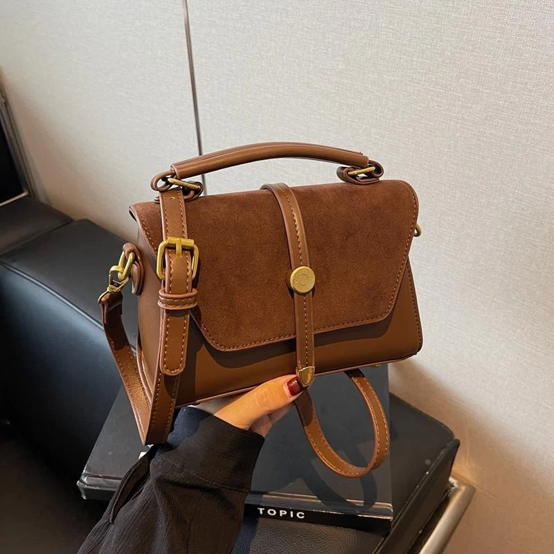 磨砂质感包包女2024新款潮流小众复古手提单肩包高级感斜挎小方包