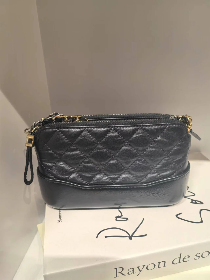 99新 Chanel/香奈儿 HIHi/CCHANEL 黑色mini流浪 25开